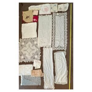 Vintage Linens Lot of 18  Pieces.